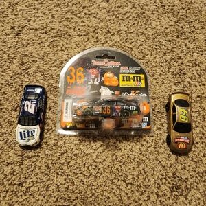 Team Caliber 2002 M & M Racing Team New In Package Toy Car